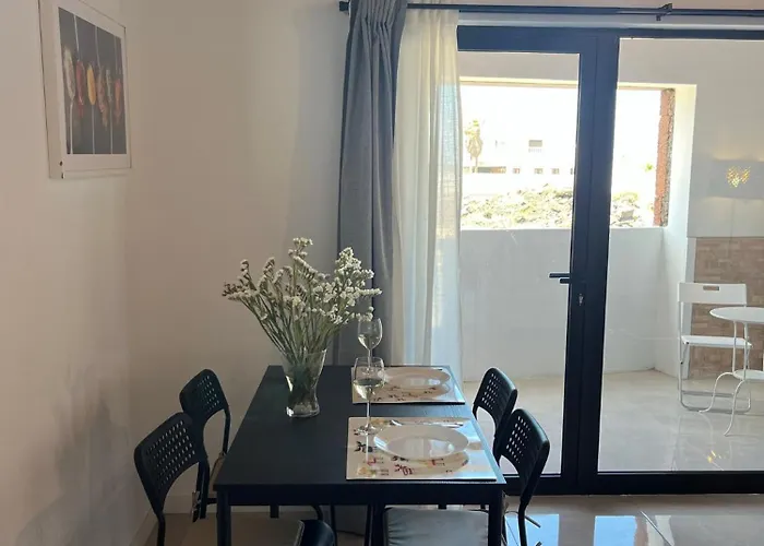 Apartment Moderno Frente Al Mar En De Mejores Zonas De En Lanzarote *