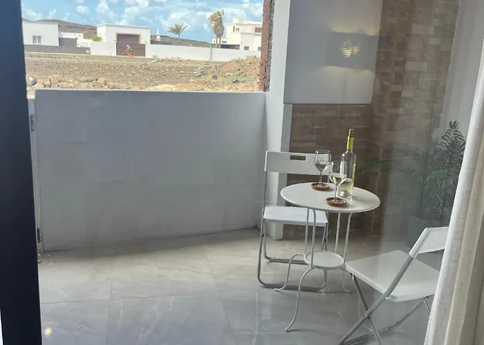 Moderno Frente Al Mar En De Mejores Zonas De En Lanzarote *