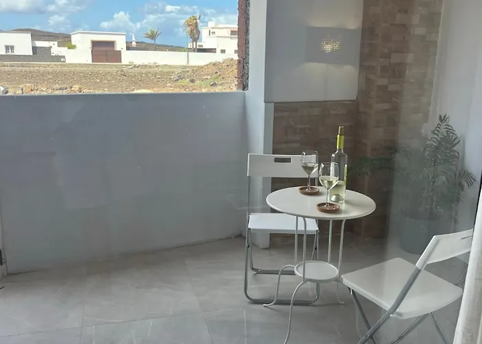 Moderno Frente Al Mar En De Mejores Zonas De En Lanzarote Apartman La Santa